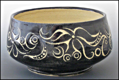 Sgarffito Bowl by Tyler Hannigan