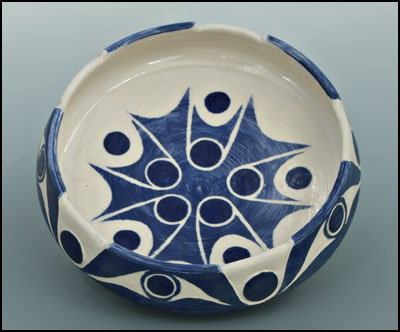 Sgarffito Bowl by Tyler Hannigan